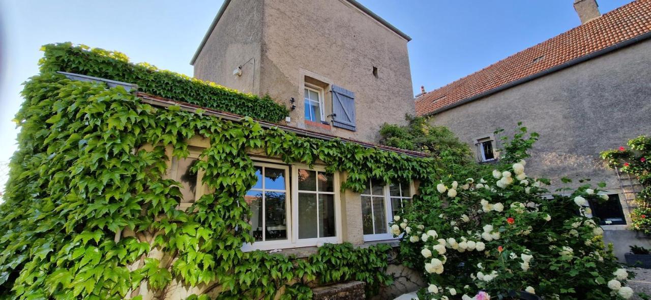 Villa La Tour Du 12 Chamboeuf Exterior foto